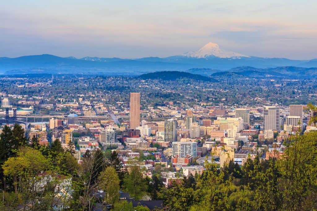 Trineo cerca de Portland, Oregón. Los mejores lugares para andar en trineo en Portland