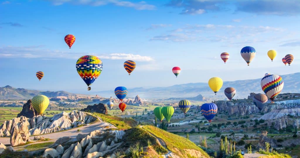 ¿Cuál es la mejor época del año para volar en globo aerostático?