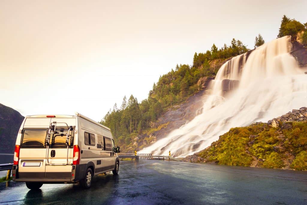 Las mejores autocaravanas con literas Las mejores autocaravanas con literas Remolques con literas Remolque de viaje con literas