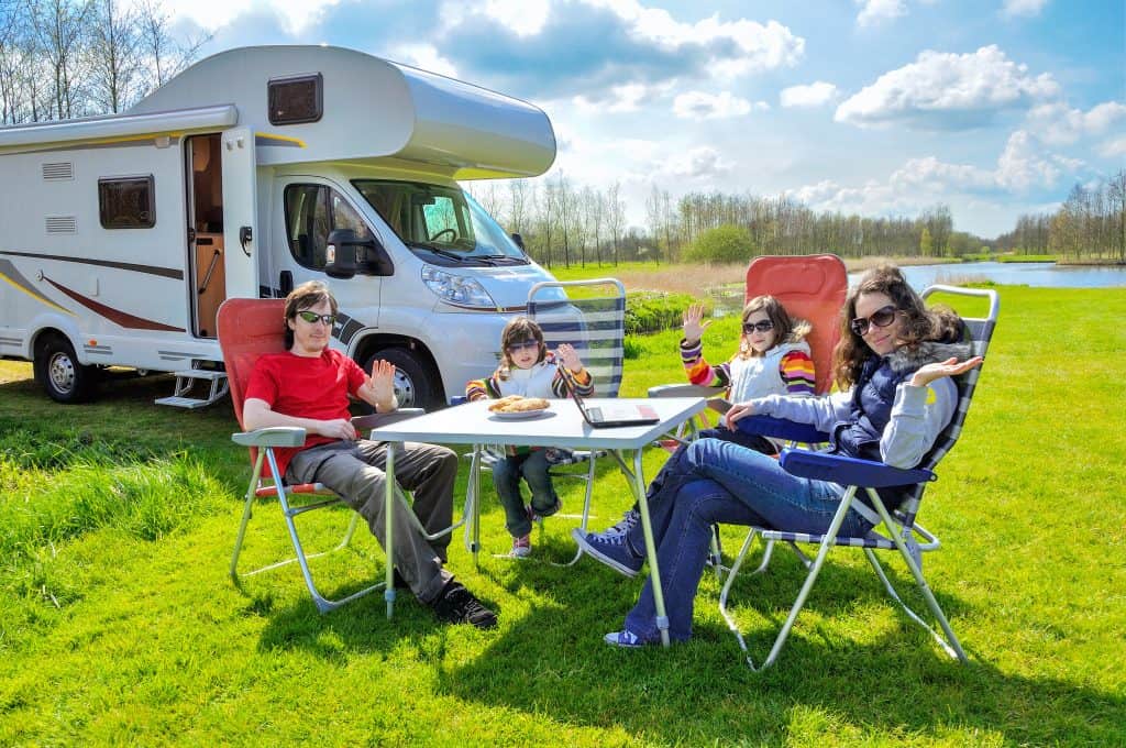 Las mejores autocaravanas con literas Las mejores autocaravanas con literas Remolques con literas Remolque de viaje con literas