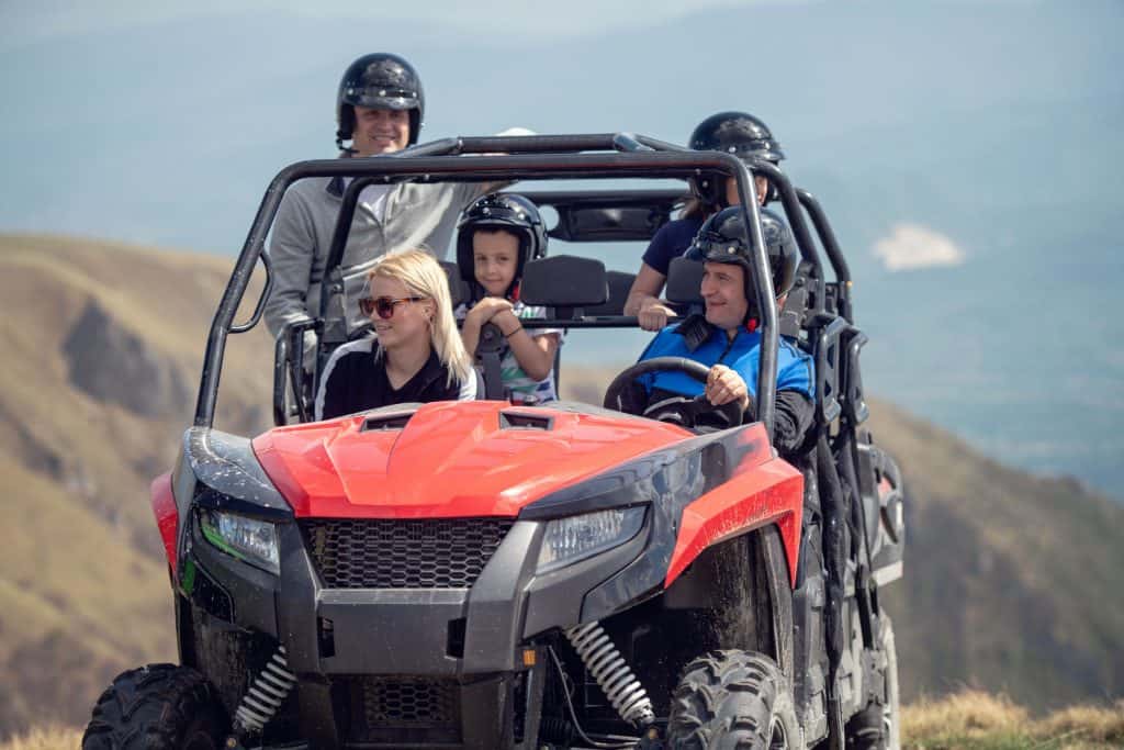 ¿Es un UTV bueno para viajar en el desierto?