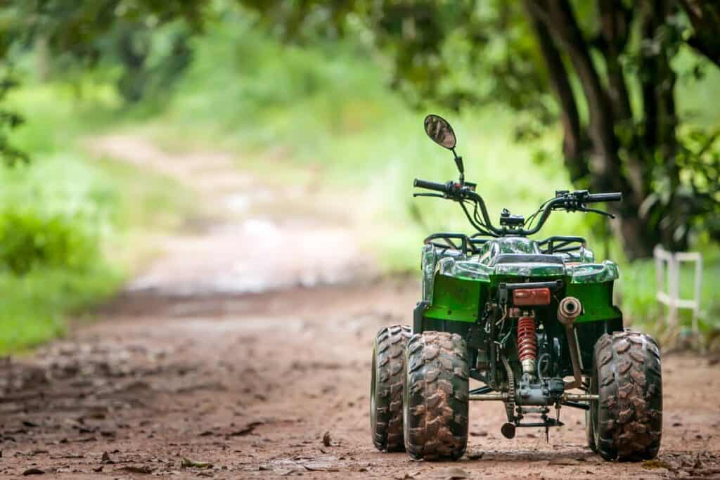 Cómo ajustar la suspensión de mi ATV