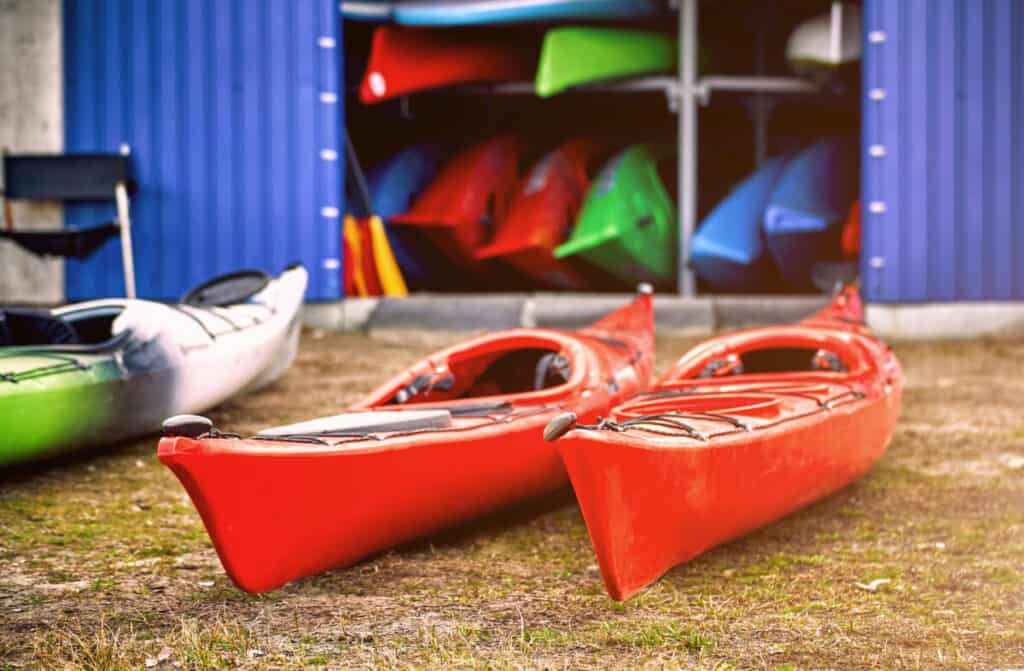 Cómo guardar correctamente un kayak