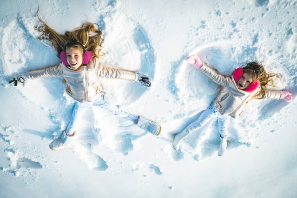 Cómo levantarse después de hacer un ángel de nieve