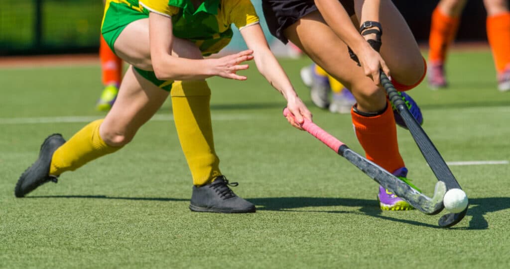 Hockey sobre césped vs. Lacrosse: las diferencias que importan