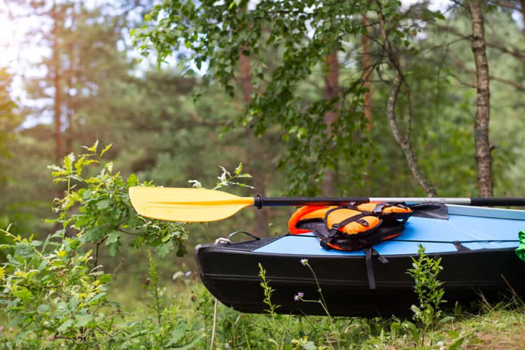 La guía completa de las faldas para kayak