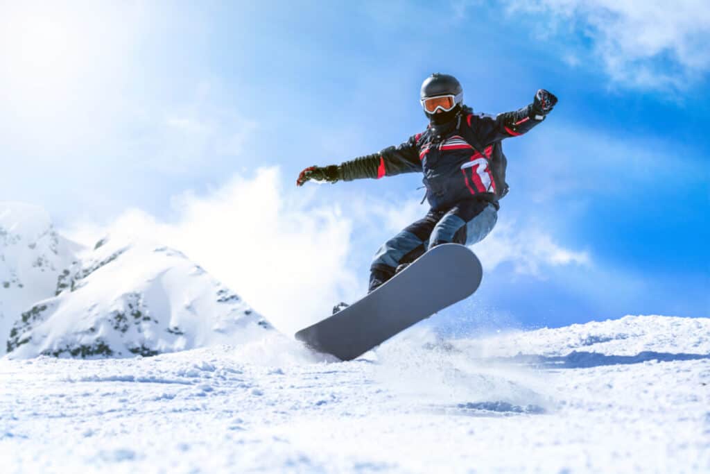 Las mejores chaquetas para la nieve por menos de 250 dólares