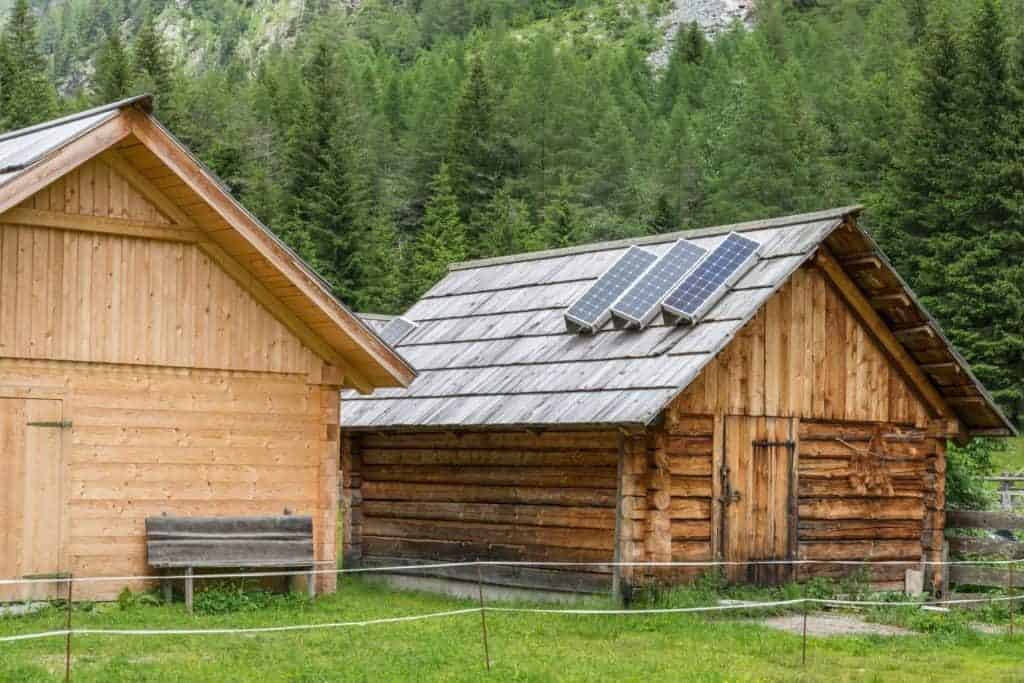 ¿Cuánto cuesta la energía solar para una cabaña fuera de la red?