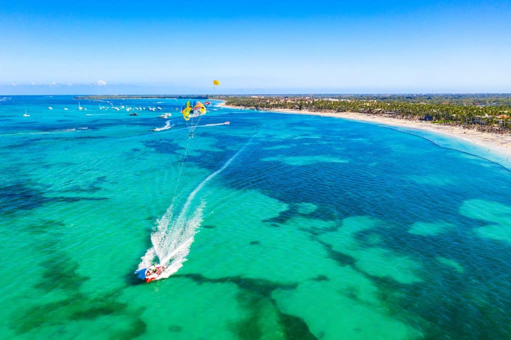 ¿Cuánto gana un capitán de parasail?