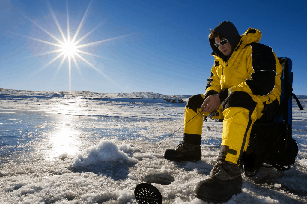 ¿Dónde es más popular la pesca en el hielo?