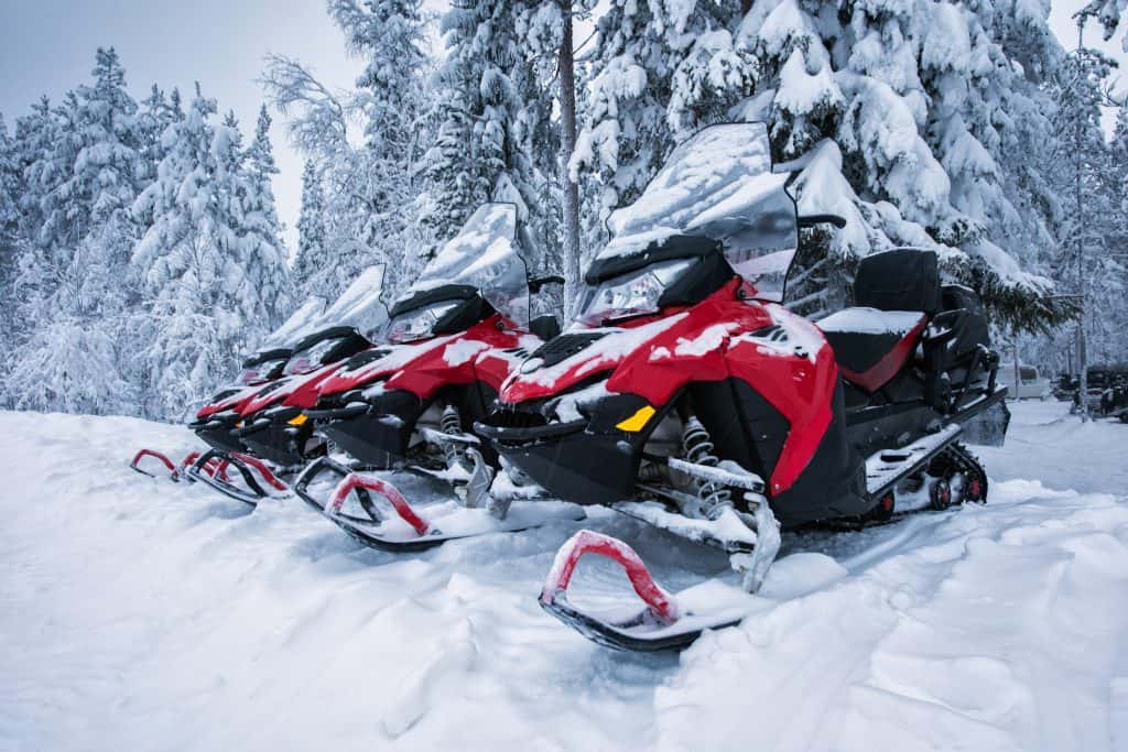 ¿Las motos de nieve tienen títulos?