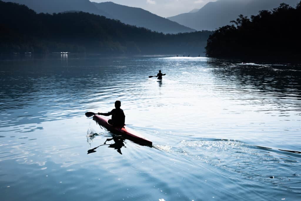 ¿Puede hundirse un kayak? Guía de seguridad para kayaks